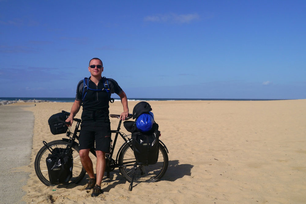 Quick stop at Mimizan beach, good thing the weather was fantastic.