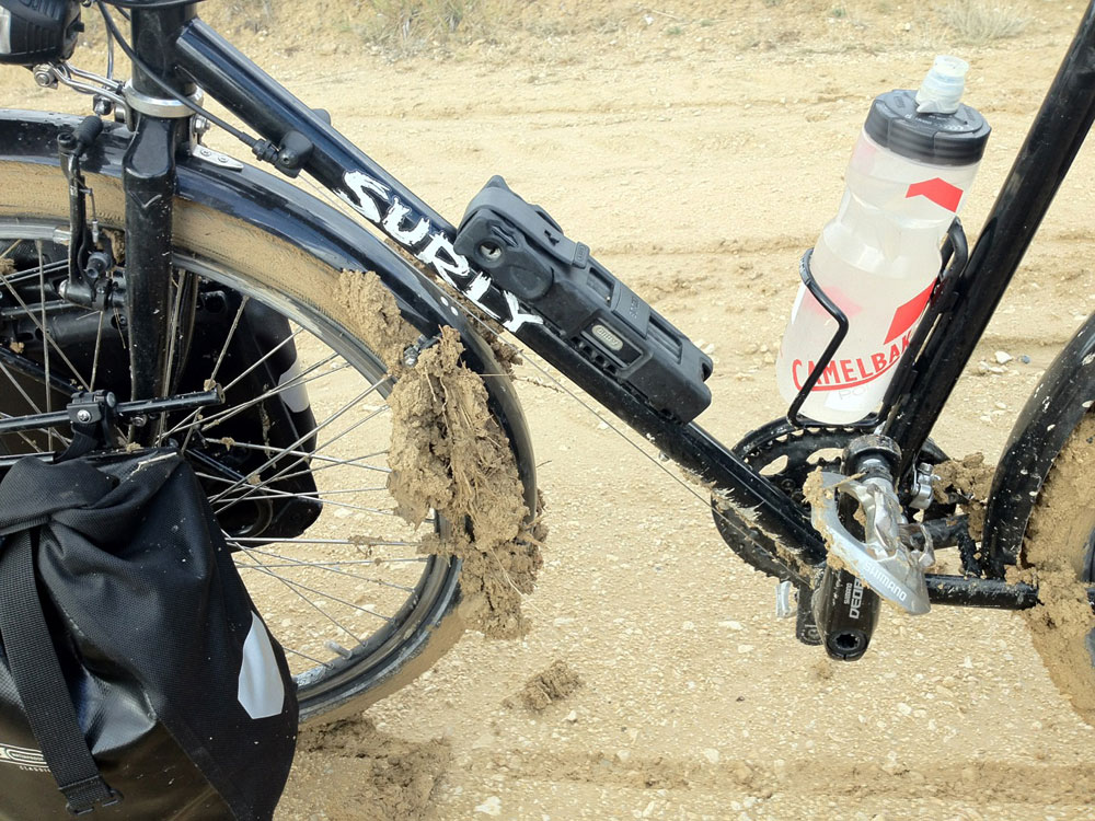 The bike paths to Burgos got muddy at times. Of course I had only recently cleaned the bike. 